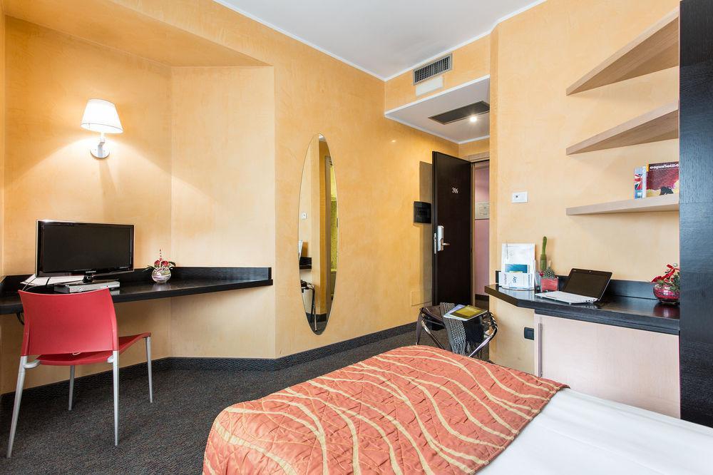 Hotel Majorana Rende Kültér fotó