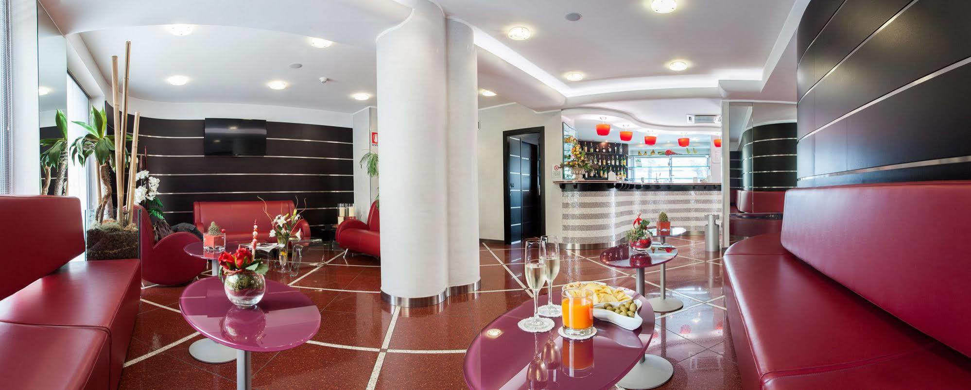 Hotel Majorana Rende Kültér fotó